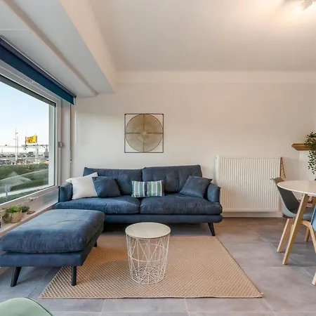 -mindful Nest- At The Calm Beachfront Of Wenduine Appartement